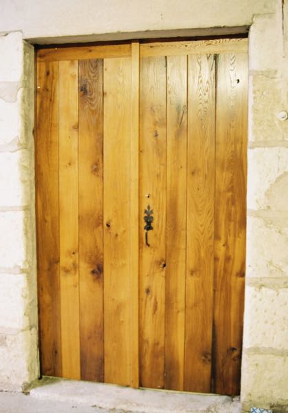 Porte de cave en bois de cuve
