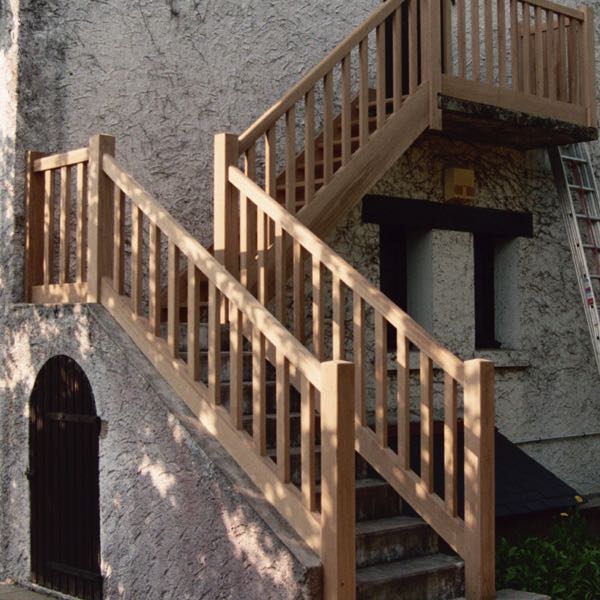 Escalier extérieur chêne